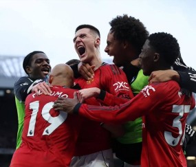 从0-1到2-1！卡里克神了！带领曼联杀进前三，7轮豪取19分