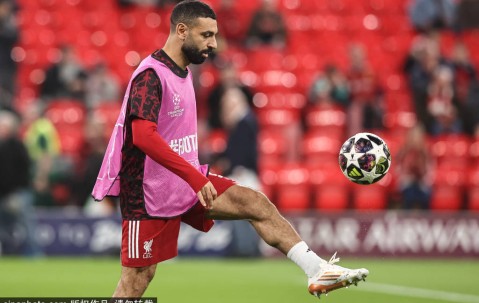 新老传承，利物浦双星闪耀：萨拉赫告别演出，17岁新星恩古莫哈惊艳亮相