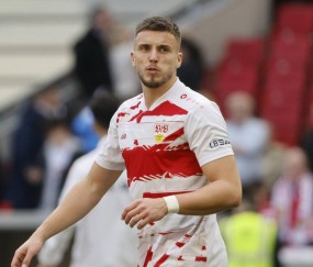 4-0,25岁德国悍将无敌双响炮，率队完胜沃尔夫斯堡，逼近德甲前二